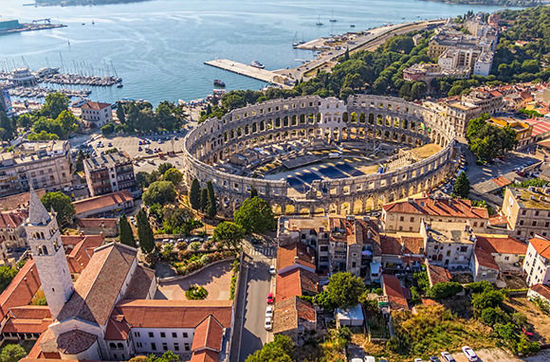 克罗地亚:普拉竞技场(Pula Arena)_地理学科网