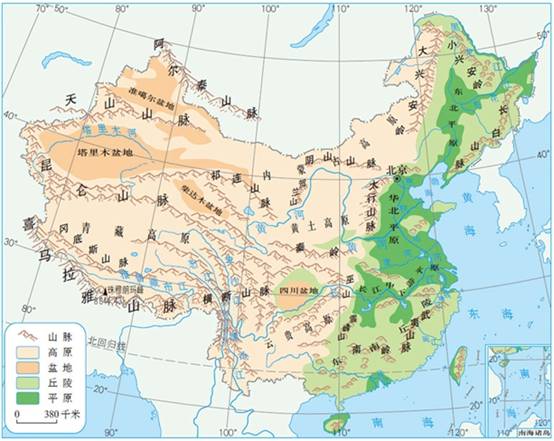 (3)阅读地形图,找出长江干流流经的地形区.