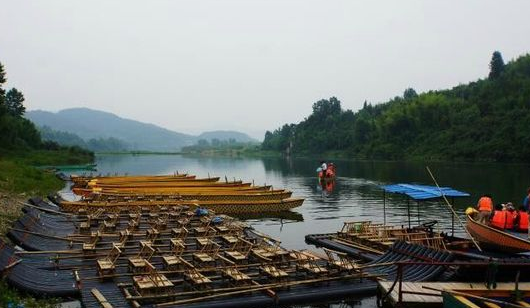 浙江秋季露营地推荐:桐庐浪石金滩