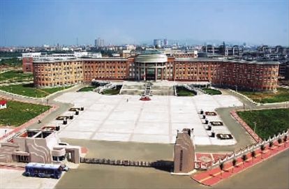 辽宁省葫芦岛市第一高级中学