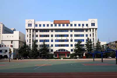 宝鸡渭滨中学是初中还是高中（宝鸡渭滨中学在哪里）