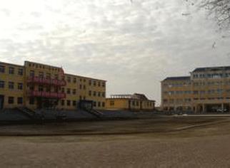 辽宁省葫芦岛市第八高级中学