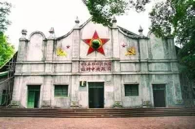 这类奖章红军时期仅颁发160多枚 被讹传能当免死牌