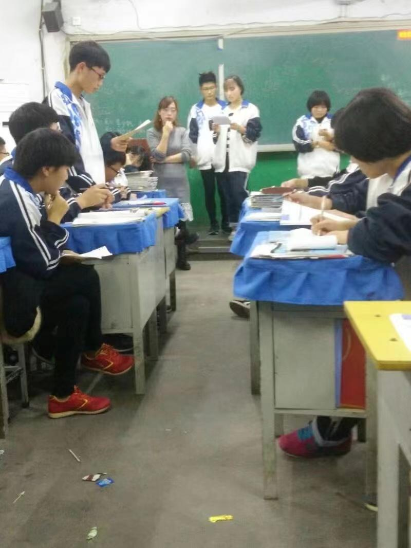 “游戏式”课堂轻松化解政治课背诵烦恼